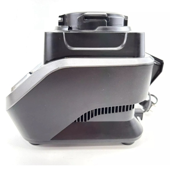 Ninja BL610 blender motor base only Electric Kitchen Parts Replacement Bottom - Picture 3 of 4